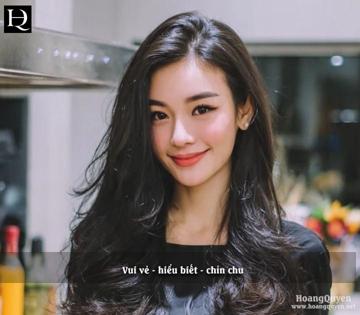 phu-nu-dep-boi-vui-ve-chin-chu