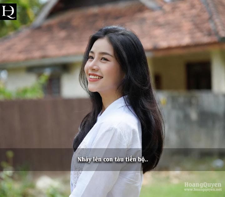 nhay-len-con-tau-tien-bo