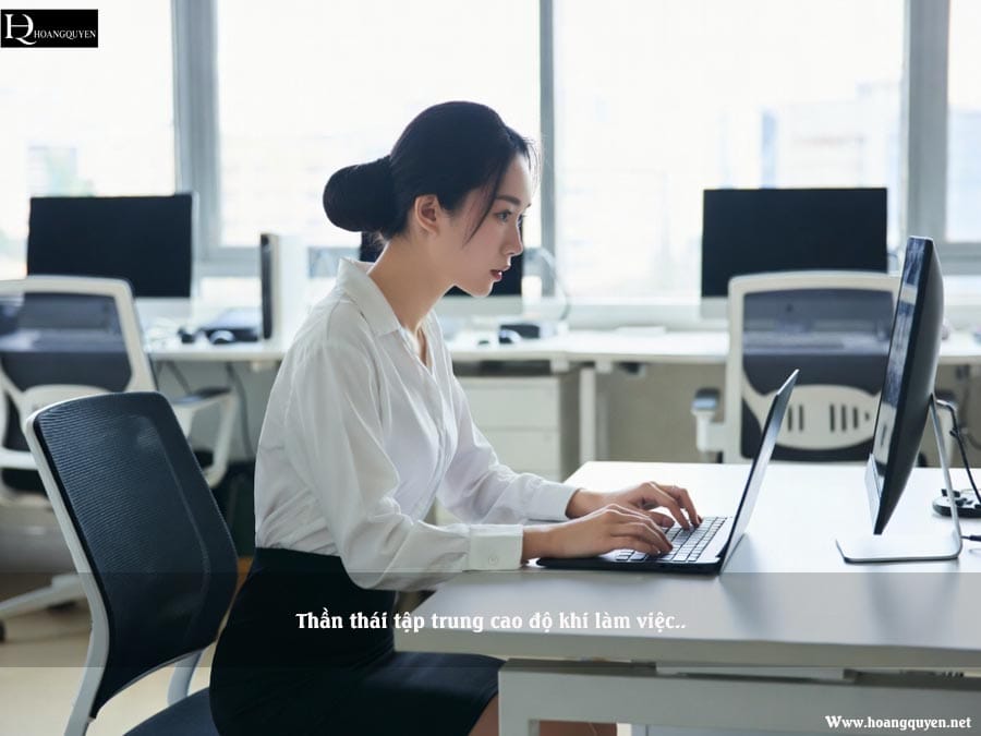 than-thai-tap-trung-khi-lam-viec